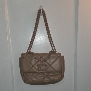 BADGLEY MISCHKA TAUPE QUILTED PURSE GREAT USED CONDITION